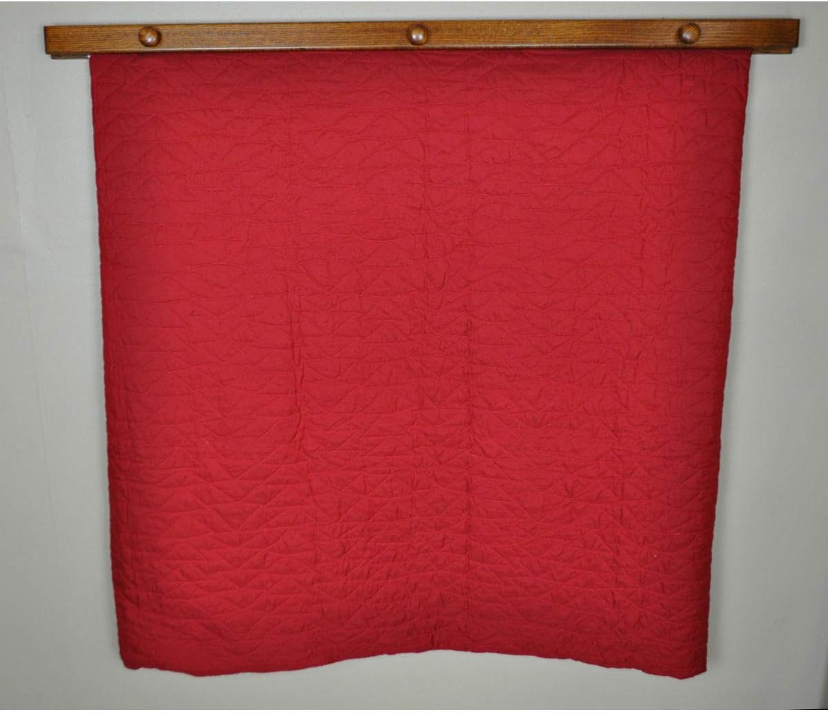 RRD Amish Made Wooden Quilt Rack Wall Mount - Rustic Tapestry Hangers for Rugs, Tapestries & Quilts - Cherry Wood, Cherry Stain, 48' Long