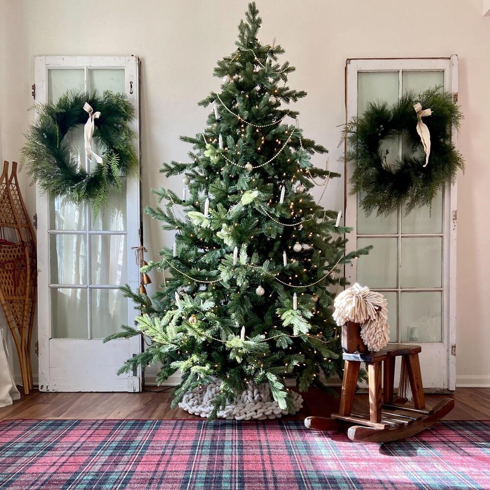 Fraser Hill Farm 6.5-Ft. Foxtail Pine Artificial Christmas Tree with Warm White LED Lights and Stand, Prelit Foldable Fake Tree with Realistic Foliage for Home Decoration