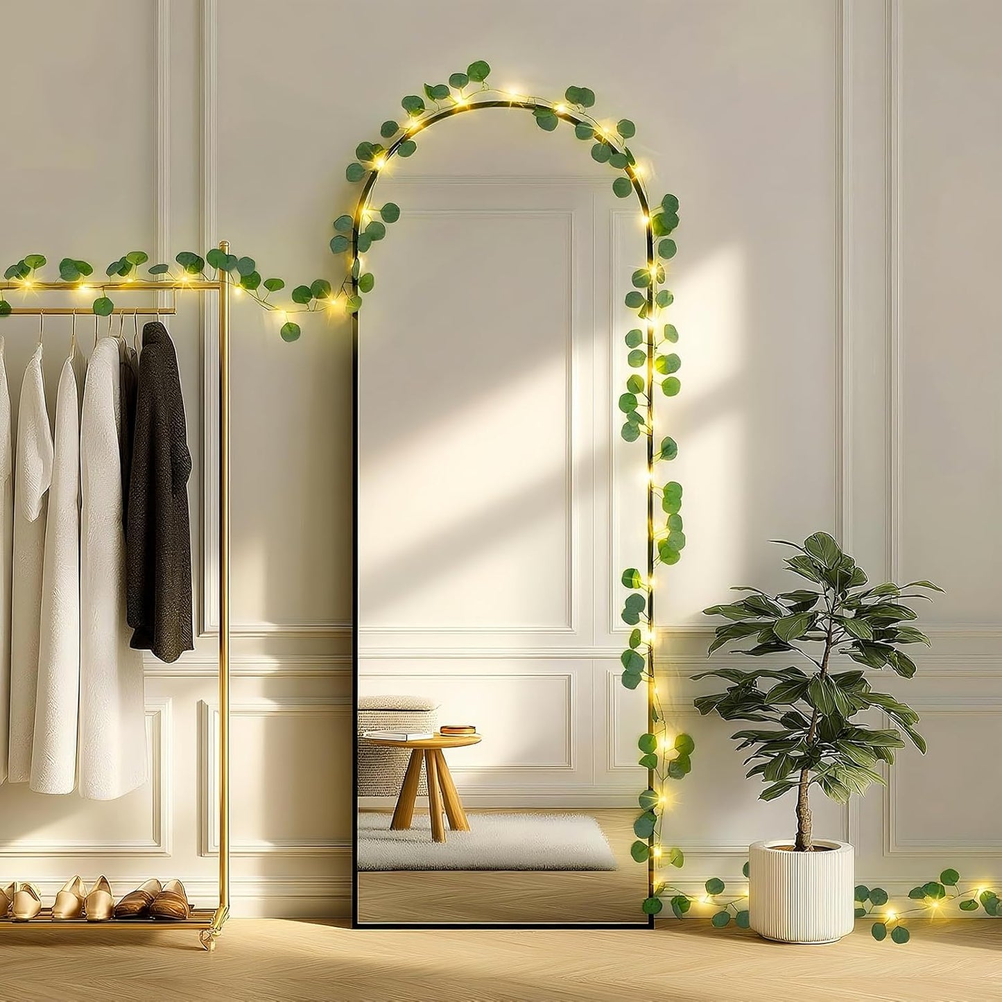 JMEXSUSS 33 FT 100 LED Eucalyptus Vine Fairy Lights, Vines with Lights Battery Operated with Remote, Eucalyptus Leaf Light Garland Indoor Outdoor for Bedroom Wall Classroom Party Decor(Warm White)