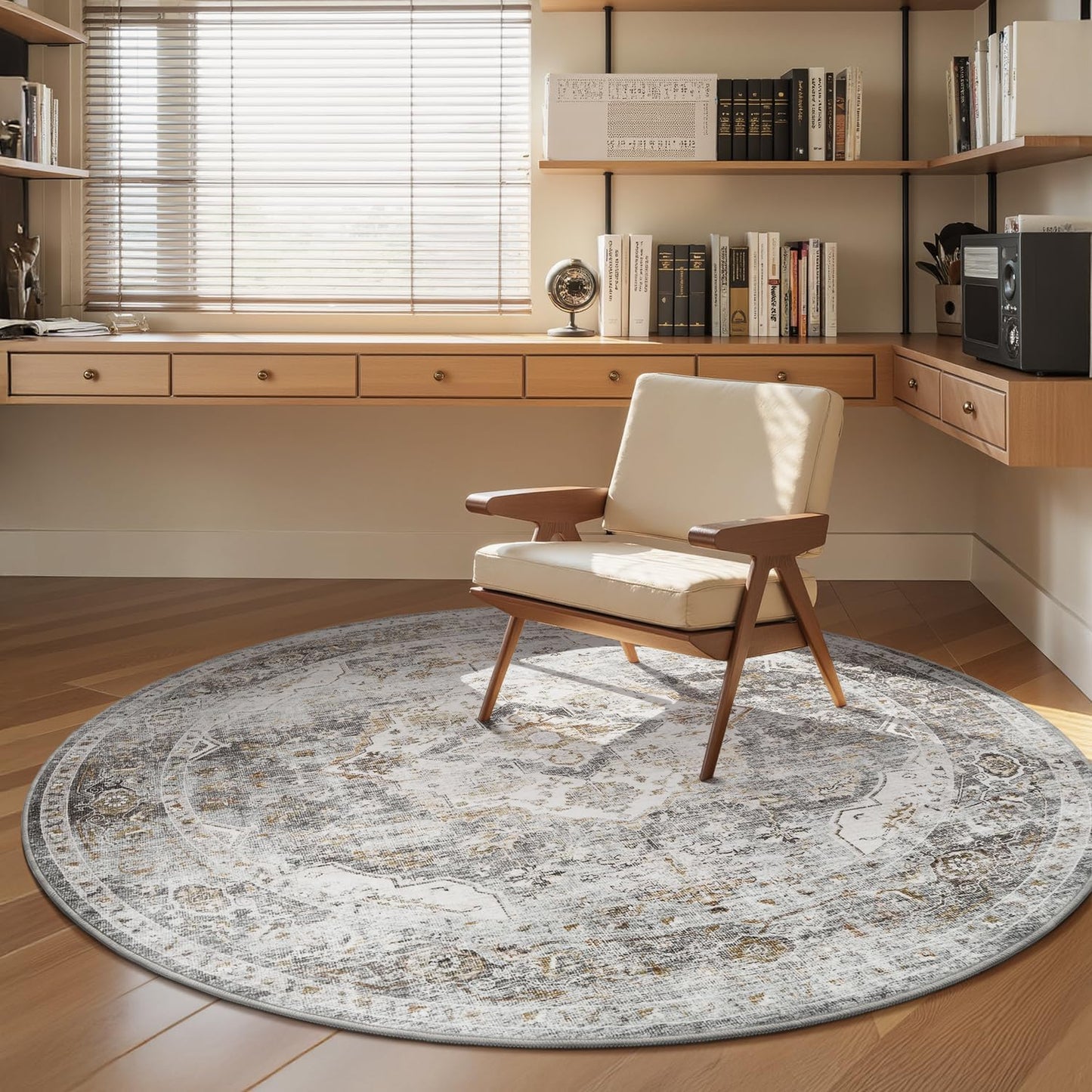 AMOAMI-6FT Round Rug-Rugs for Living Room-Vintage Soft Grey Rugs for Bedroom-Non Slip Circle Rug-Machine Washable Rug for Dining Room Living Room Bedroom Office Under Table