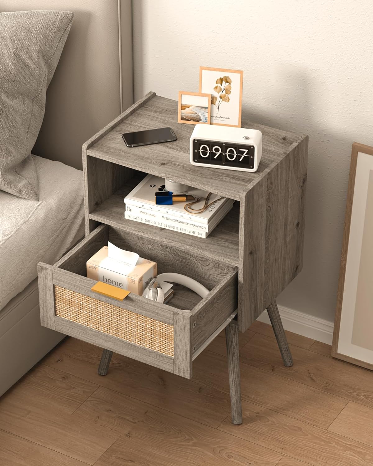 Rattan Nightstand,Modern Bedside Table with Storage Drawer and Open Wood Shelf, for Living Room, Bedroom and Small Spaces, Accent Night Stand with Solid Wood Legs, Easy Assembly(Grey Oak)