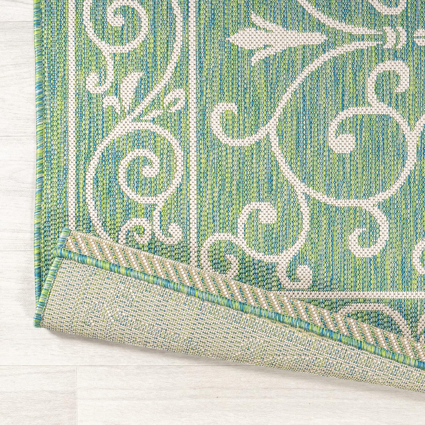 JONATHAN Y Vintage Filigree Indoor Outdoor Runner Rug 2X10 Green/Ivory, Charleston Textured Weave for Backyard, Patio, Porch, Easy-Cleaning, High Traffic, Pet-Friendly, Non-Shedding (SMB106K-210)